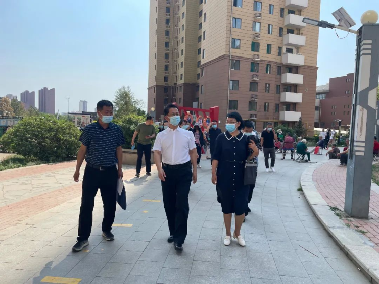 市人大常委會創城第二督導組赴玉泉區督導創建全國文明城市工作